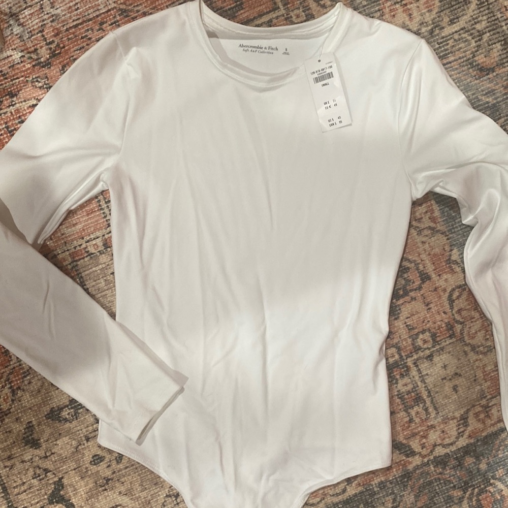 NWT Abercrombie & Fitch Soft A&F Collection White L/S Crewneck Bodysuit Small